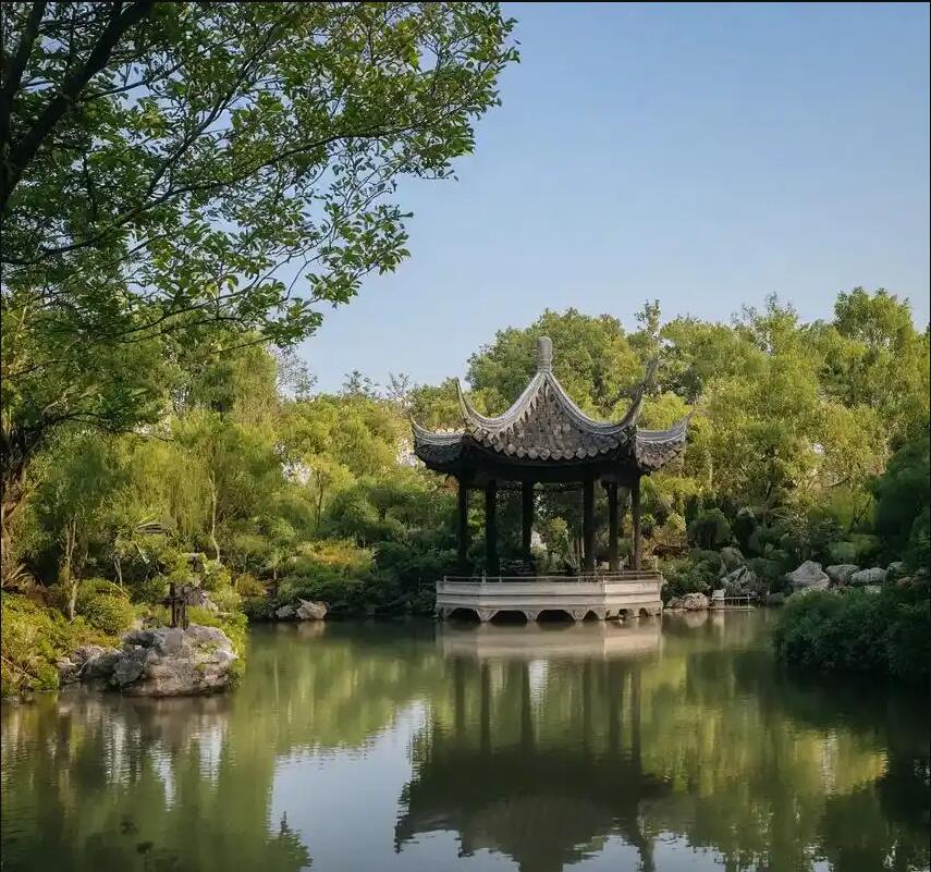 鸡西梨树操控餐饮有限公司